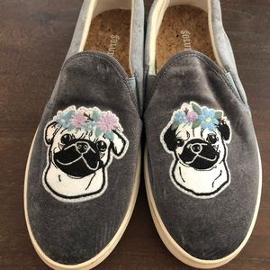 Saludos Flower Pug Slip-On